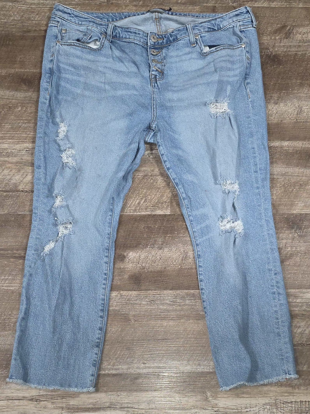 Torrid Light Blue Distressed Boyfriend Jeans Size 18